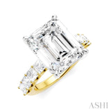 1 1/3 Ctw Emerald Shape Princess and Round Cut Diamond Semi-Mount Engagement Ring in 14K Yellow and White Gold