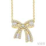 1/3 Ctw Bow Round Cut Diamond Fashion Pendant With Chain in 14k Yellow Gold