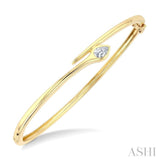 1/3 Ctw Split Bypass Center Pear Cut Diamond Fashion Bangle in 14K Yellow Gold