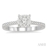 Lovebright Essential Diamond Engagement Ring