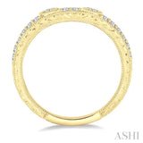 1/6 ctw Round Cut Diamond Wedding Band in 14K Yellow Gold