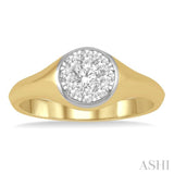 Lovebright Essential Diamond Signet Ring