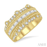 1 Ctw Round Cut and Baguette Diamond Wedding Band in 14K Yellow Gold